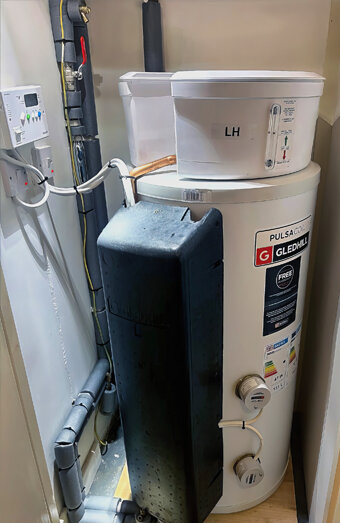https://successhotwater.com.au/uploads/2025/06/electric-hot-water-system-70649.jpg
